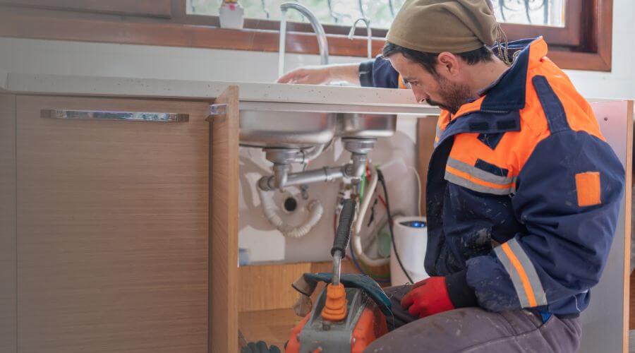 Expert burst pipe repair services in Michie, TN